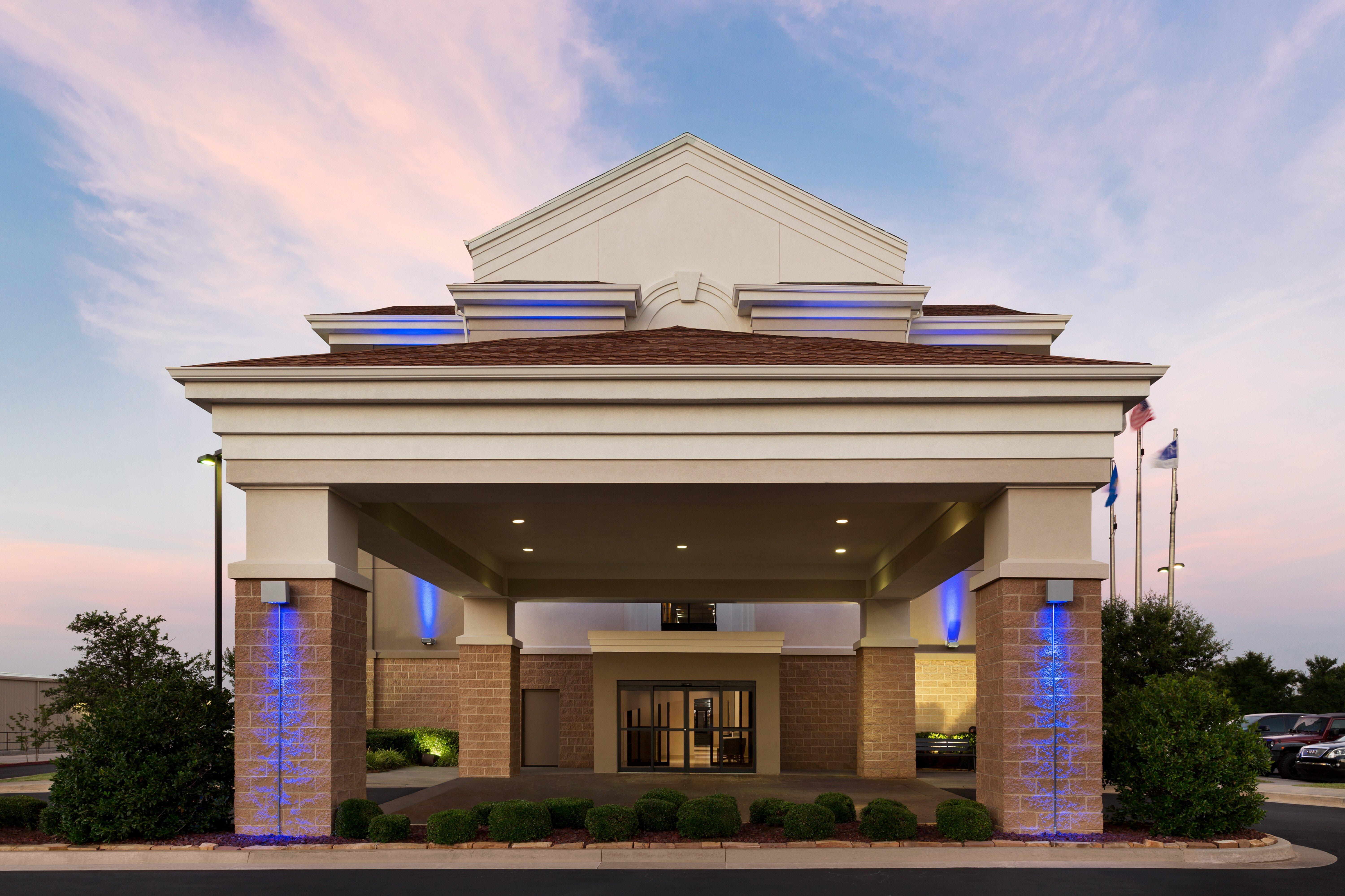 Holiday Inn Express Hotel & Suites Shawnee I-40 By Ihg מראה חיצוני תמונה