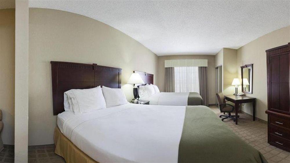 Holiday Inn Express Hotel & Suites Shawnee I-40 By Ihg מראה חיצוני תמונה