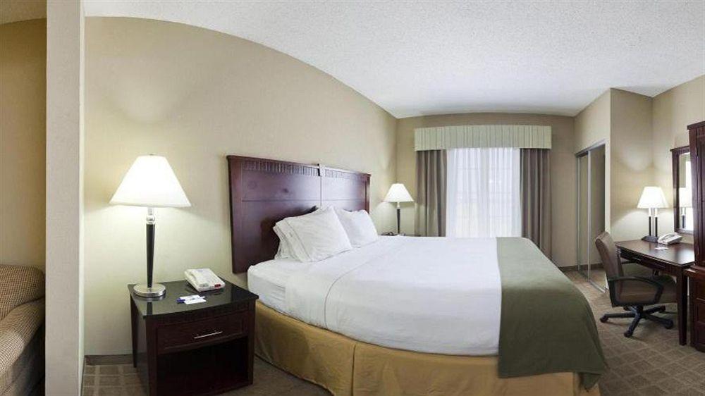 Holiday Inn Express Hotel & Suites Shawnee I-40 By Ihg מראה חיצוני תמונה
