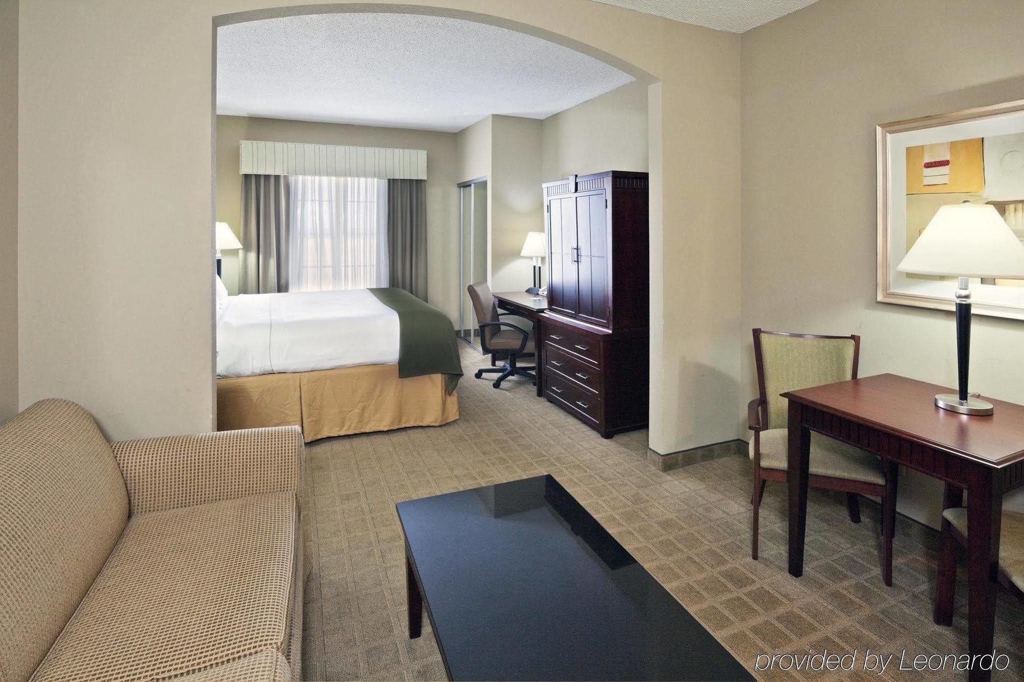 Holiday Inn Express Hotel & Suites Shawnee I-40 By Ihg חדר תמונה