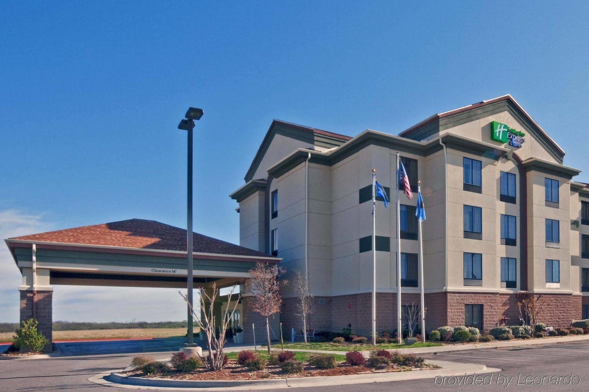 Holiday Inn Express Hotel & Suites Shawnee I-40 By Ihg מראה חיצוני תמונה